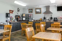 Super 8 by Wyndham Baxter/Brainerd Area - breakfast