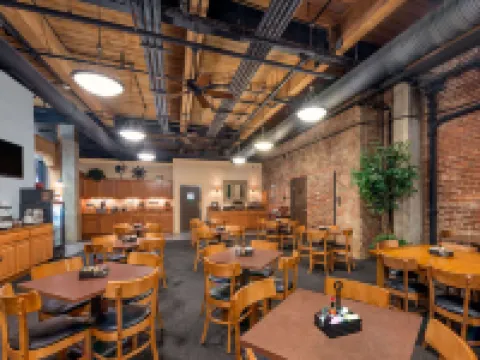 Hawthorn Extended Stay by Wyndham Rome ロームのホテル