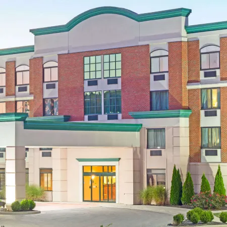 Wingate by Wyndham Dayton - Fairborn