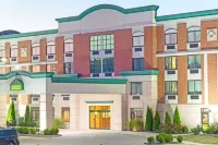 Wingate by Wyndham Dayton - Fairborn - 2-Star