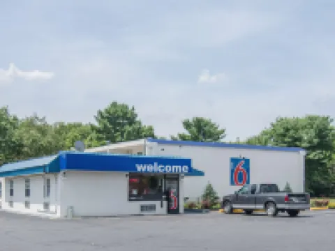 Motel 6 Glassboro, NJ - Rowan University グロスターのホテル