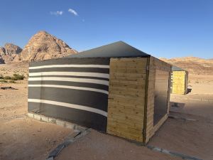 Wadi Rum Hostel Camp