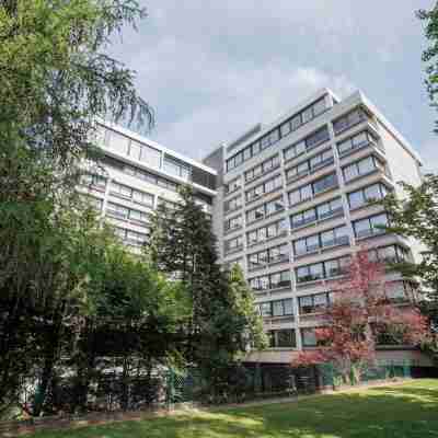 Crowne Plaza Geneva Hotel Exterior