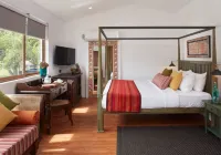 Marina by Dae Hotel dekat Dhamma Meththa Bikkhuni Aramaya