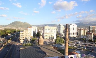 Arya Rezidans - Housity