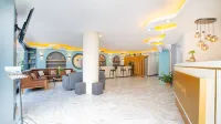 Blue Marina Hotel & Spa - piscina