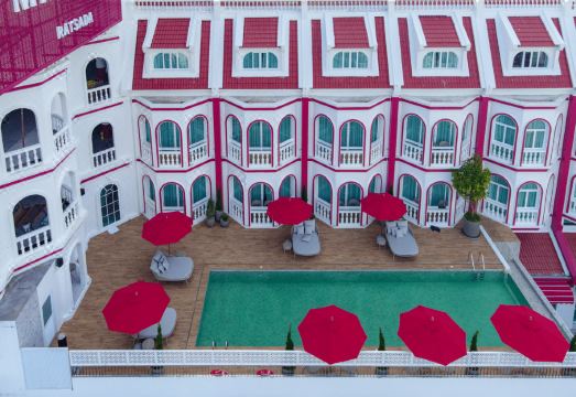 올드타운 감성 숙소 인테리어