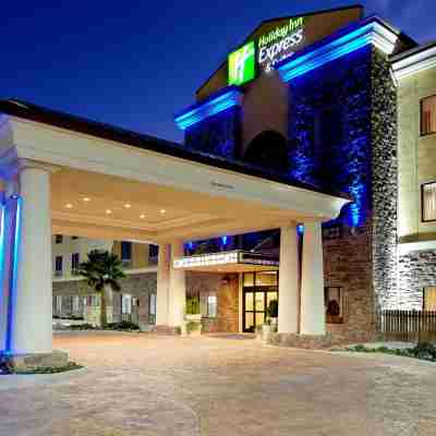 Holiday Inn Express & Suites Odessa Hotel Exterior
