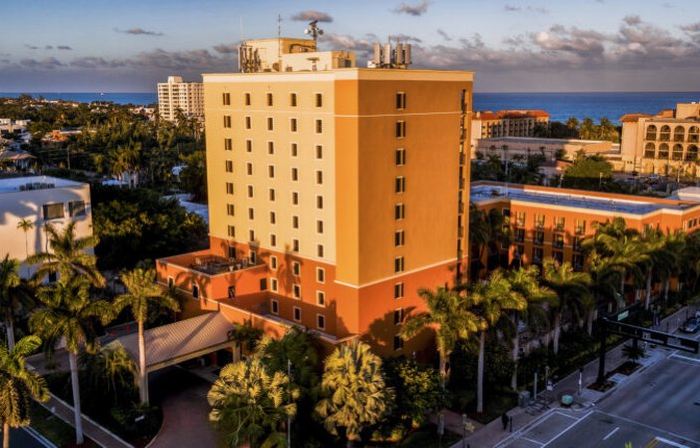 The Atlantic Suites on the Ave