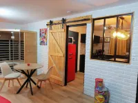 Maison Deco Pop Et Chaleureuse Avec Spa, Sauna