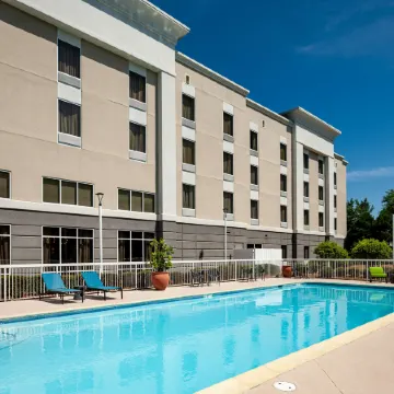 Hampton Inn & Suites Mobile I-65 @ Airport Blvd.