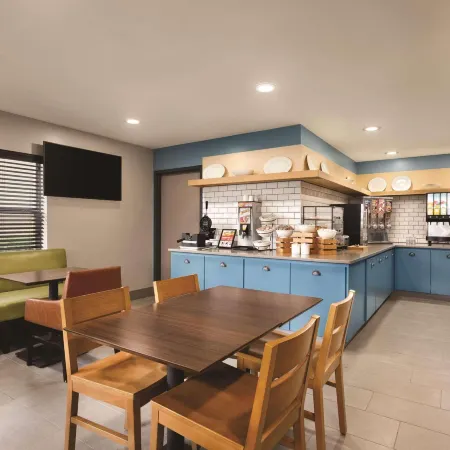 Country Inn & Suites by Radisson, Lawrenceville Near Northside Hospital Gwinnett