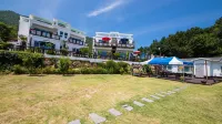 Namhae Hoho Flower Pension