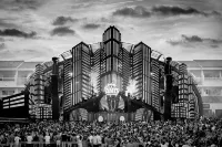 The Unexpected Ibiza Hotel - Ushuaïa Club entrance included