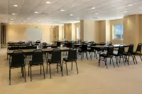 Microtel Inn & Suites by Wyndham Quincy Downtown/River Area Hotels in Quincy