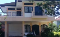 Villa Kota Bunga Eidelweis Hoteles en Batulawang