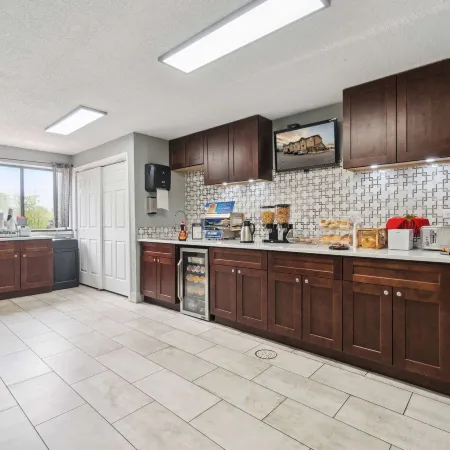 Super 8 by Wyndham Kenosha/Pleasant Prairie