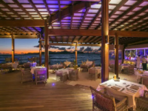 Le Domaine de L Orangeraie Resort et Spa โรงแรมในลาดิกิว