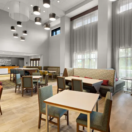 Hampton Inn & Suites by Hilton Ruskin I-75