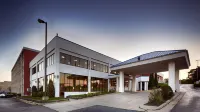 Wyndham Garden Kenosha Harborside Hotels near Simmons Beach