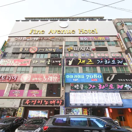 Fine Avenue Hotel