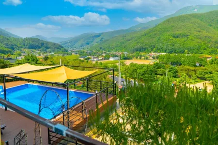 Miryang Red Dragonfly Pension