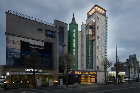 Asan Just Stay Hotel Asan City Hall Отели рядом с достопримечательностью «Университет Сонмун»