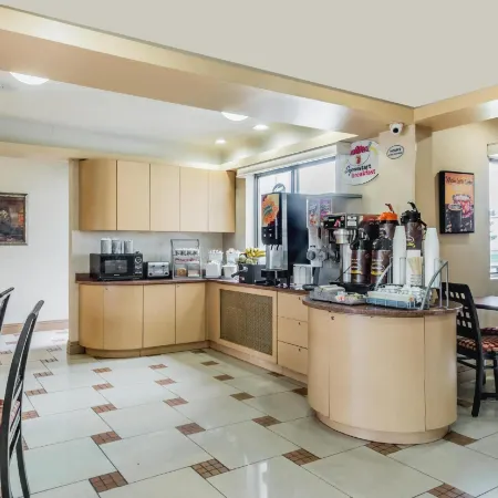 Knights Inn Hartford