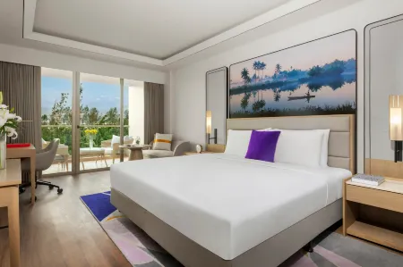 Vivanta Goa, Miramar Отели рядом с достопримечательностью «Кала Академи»