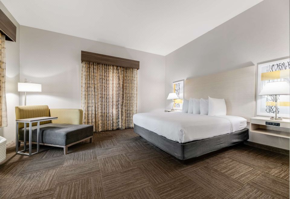 Best Western Auburndale Inn and SuitesOver view