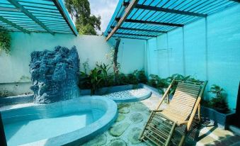 Ti Ni Garden House