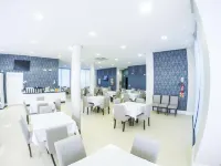 Seville Park Hotel Hotels in Faxinal dos Guedes