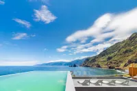 Aqua Natura Bay Hotels in Porto Moniz