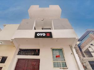 OYO Hotel Luv Palace