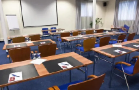 施派爾科技博物館飯店