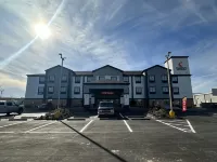 Comfort Inn & Suites - parking