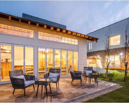 NAGAHAMAライフスタイルグランピングホテル 長浜のホテル