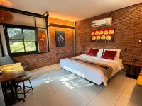 Suan Glang Na Hotels near Wat Na Laem Nuea