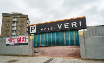 Iksan Hotel Veri