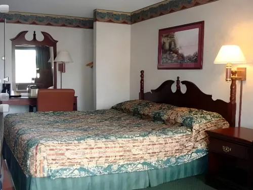 Red Carpet Inn Orchard Park Hotels in Eden