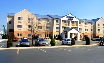 Country Inn & Suites by Radisson, Fairview Heights, IL