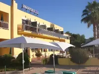 Hotel la Potiniere Hotels in Giens