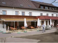 Landgasthof zur Burg Hotels in Löffingen