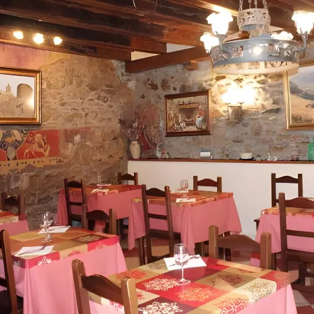 Hostal Rusó SC Отели в г. Льивия