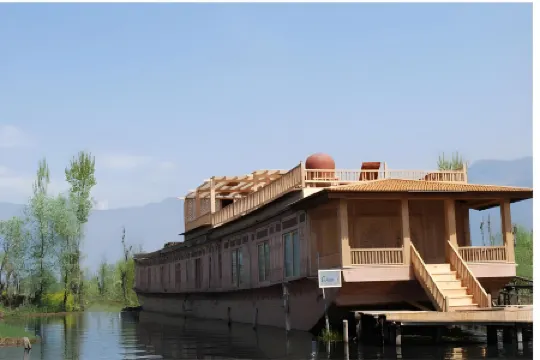 Sukoon Houseboat Dal Lake