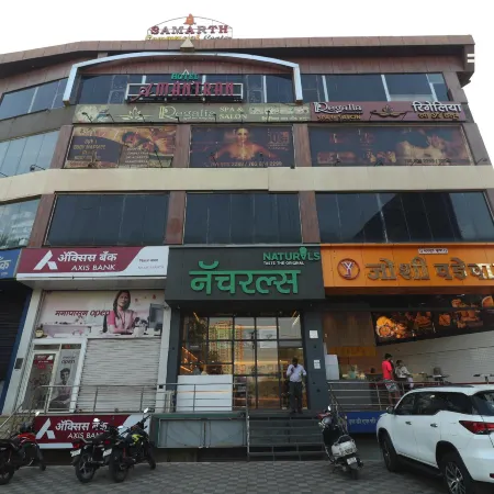 Hotel Aura Dombivali