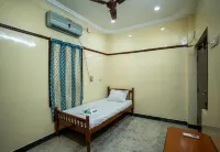 Hotel Swathi 피펄 트리 공원 주변 호텔