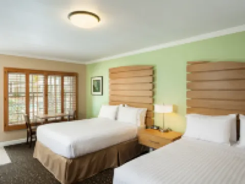Holiday Inn Express & Suites LA JOLLA – WINDANSEA BEACH by IHG Hotels in La Jolla