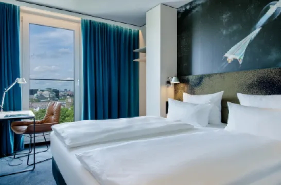 Motel One München - Deutsches Museum Hoteles cerca de Teatro Estatal de Gärtnerplatz
