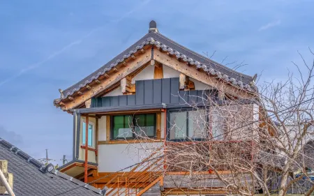 Naju Moon and Star Hanok Pension Отели в г. Наджу